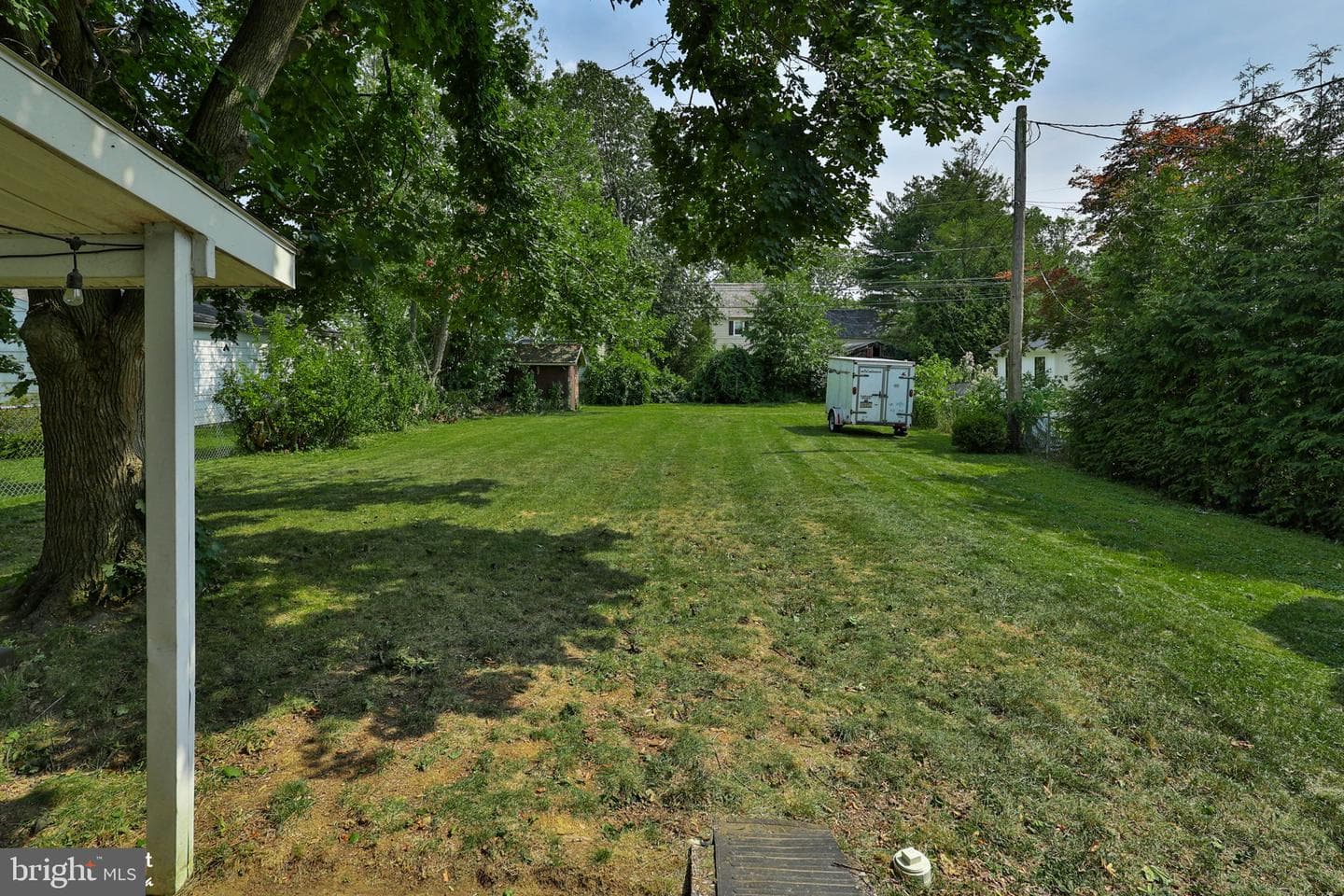 2310 E Woodlawn Street photo 48