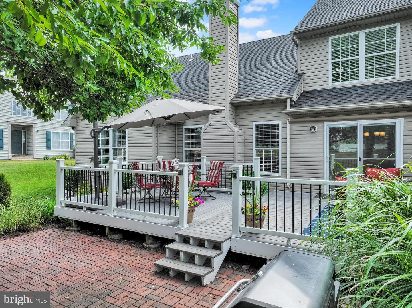2184 Greenmeadow Drive photo 30