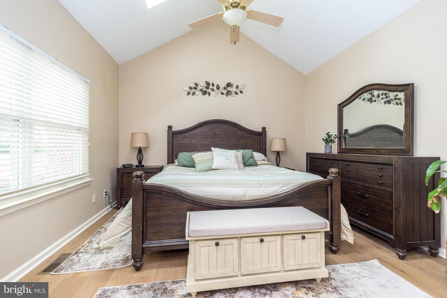 310 Oxford Place photo 22