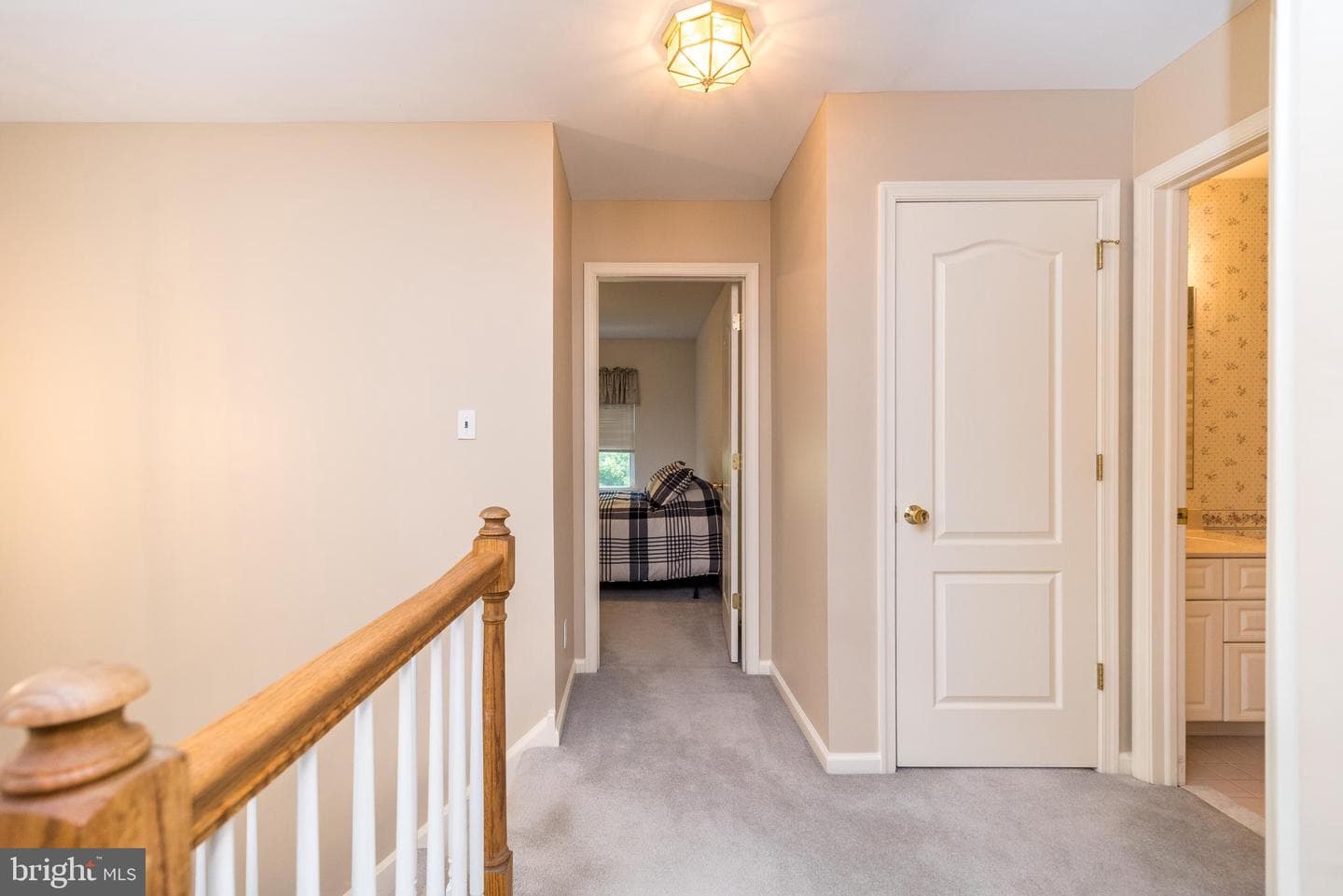 310 Oxford Place photo 27