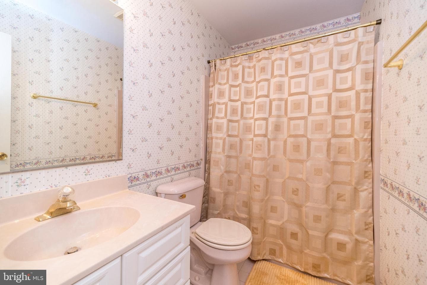 310 Oxford Place photo 35