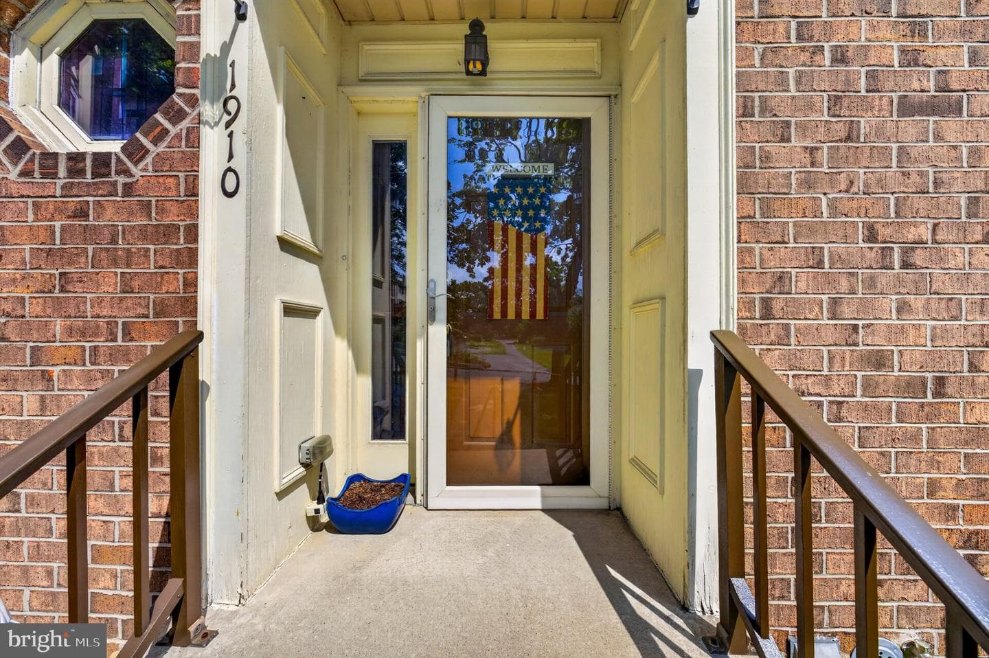 1910 Alberta Drive photo 15