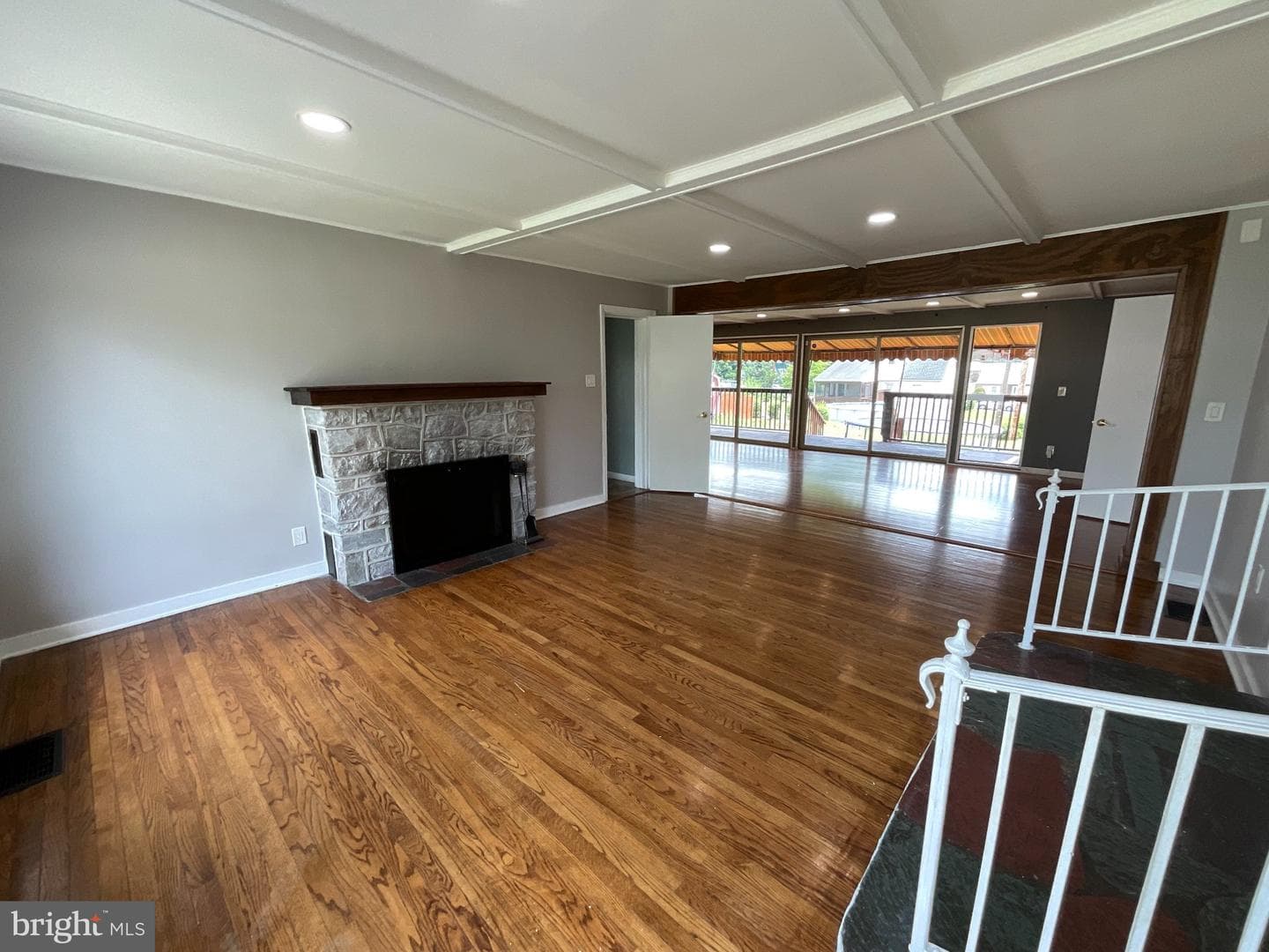 3128 Diamond Avenue photo 10