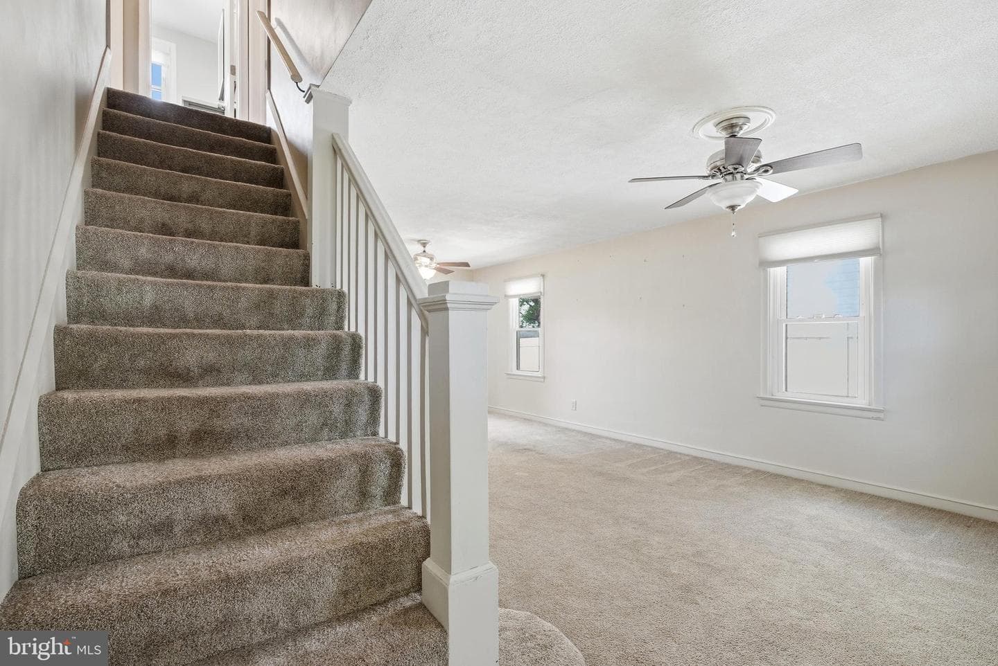 868 N Irving Street photo 11
