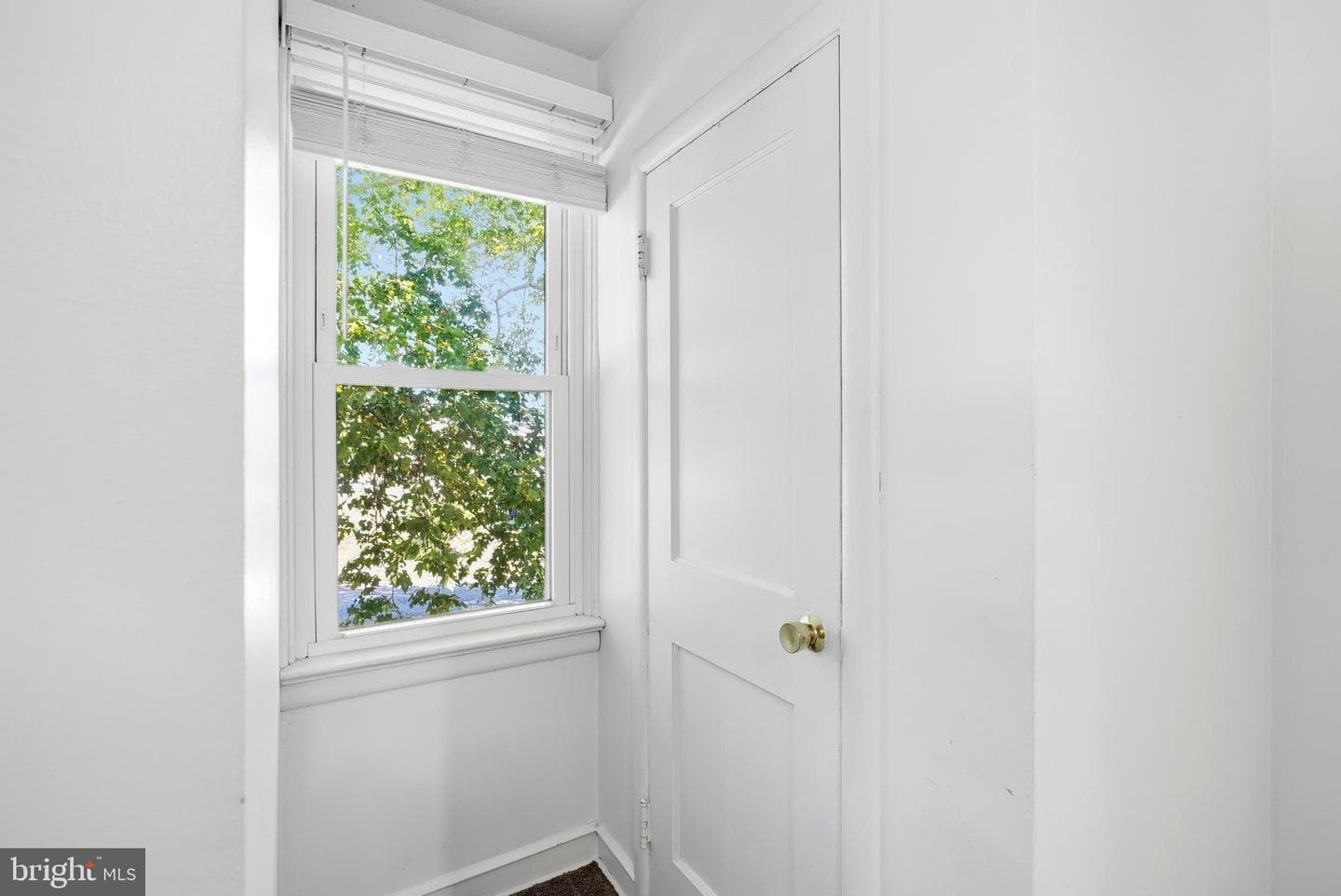 868 N Irving Street photo 30
