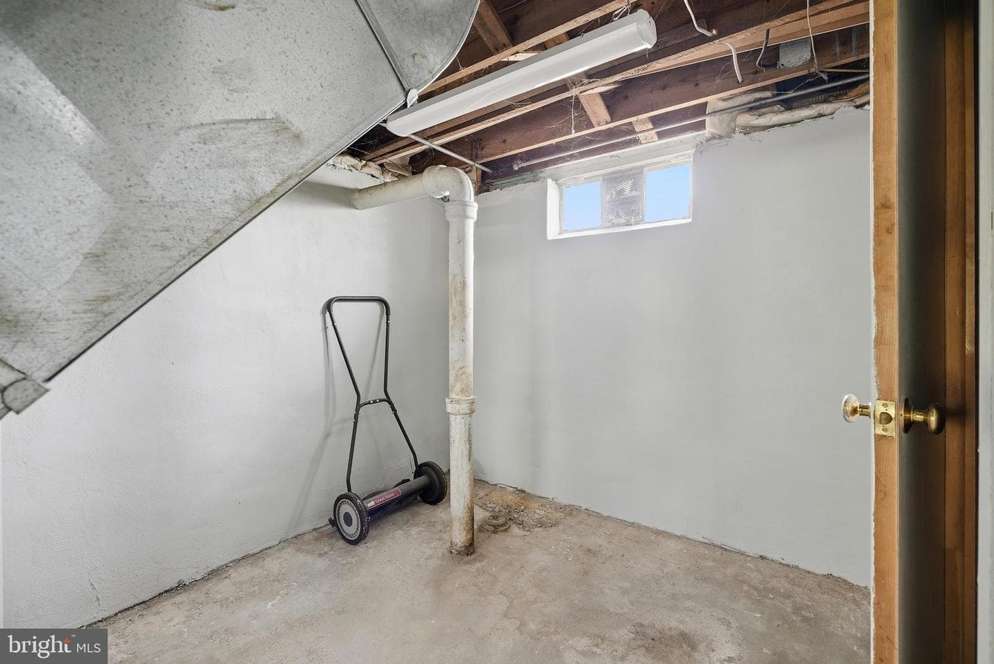 868 N Irving Street photo 38