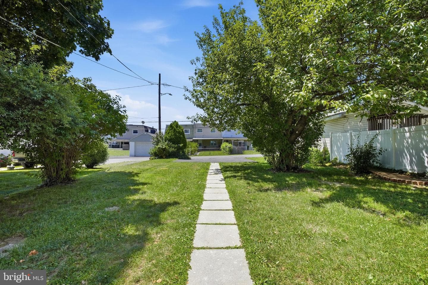 868 N Irving Street photo 44