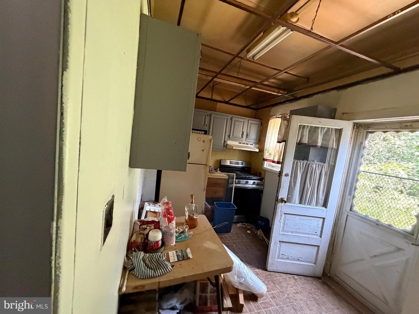 1155 N Lumber Street photo 6