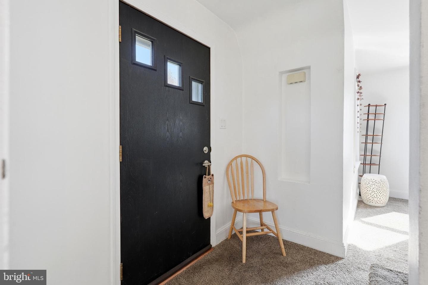 1665 Broadway photo 16