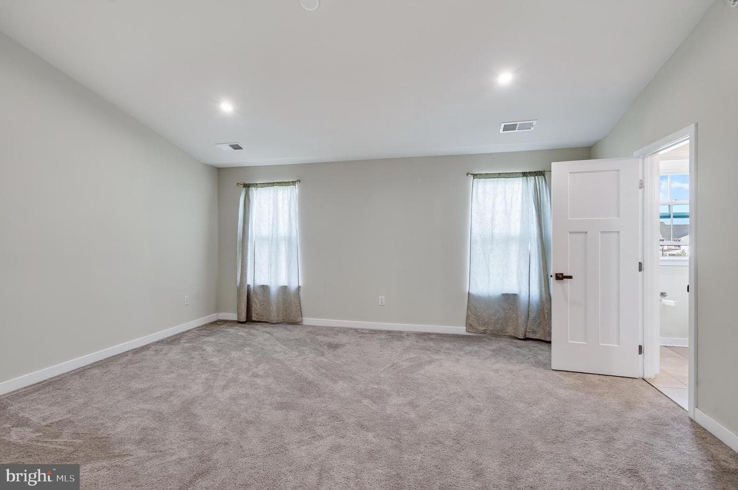 1047 Watson Court photo 21