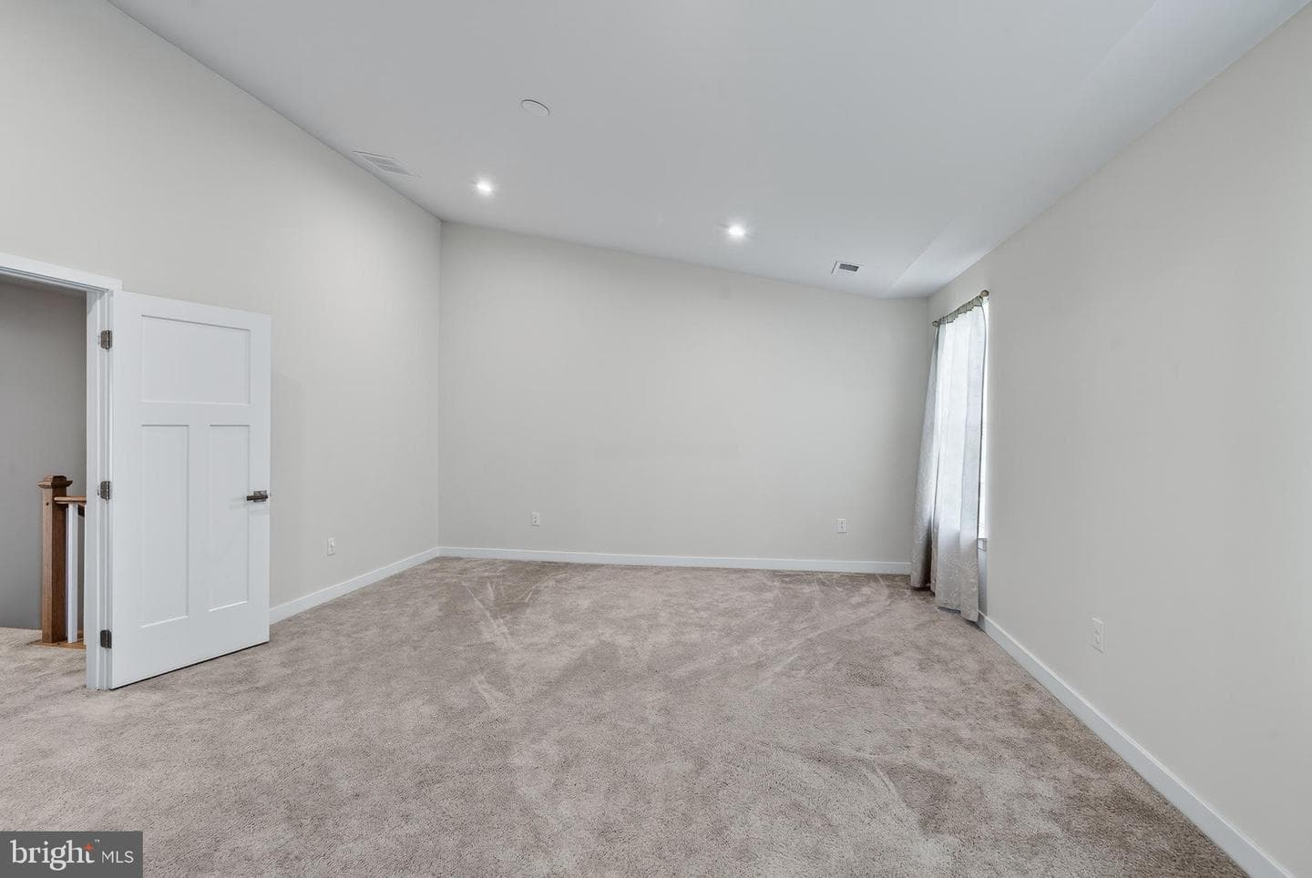 1047 Watson Court photo 24