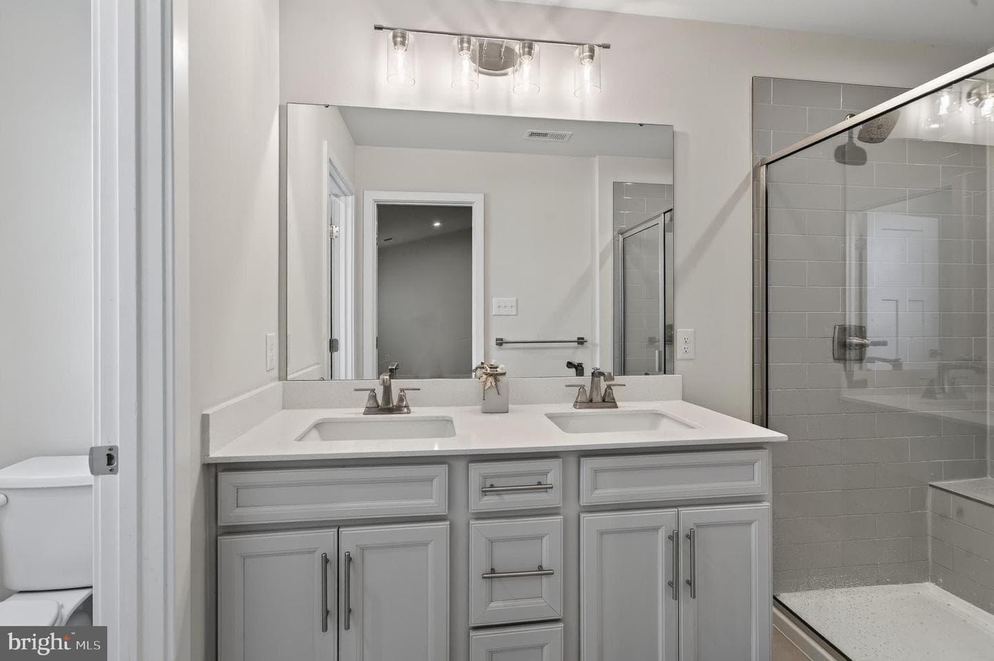 1047 Watson Court photo 25