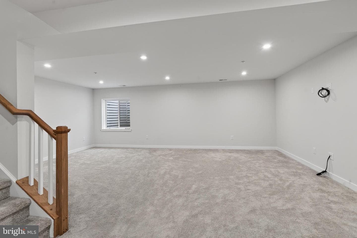 1047 Watson Court photo 37