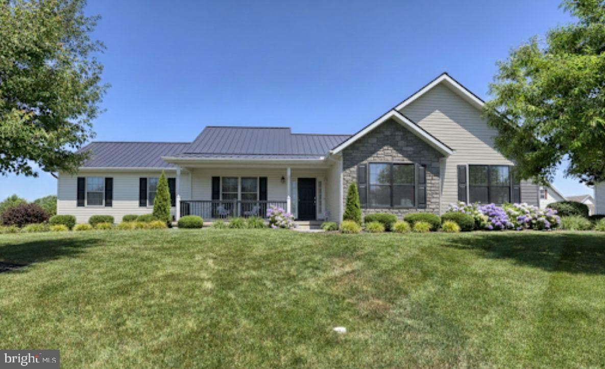 02 Rolling Meadow Rd, Lebanon