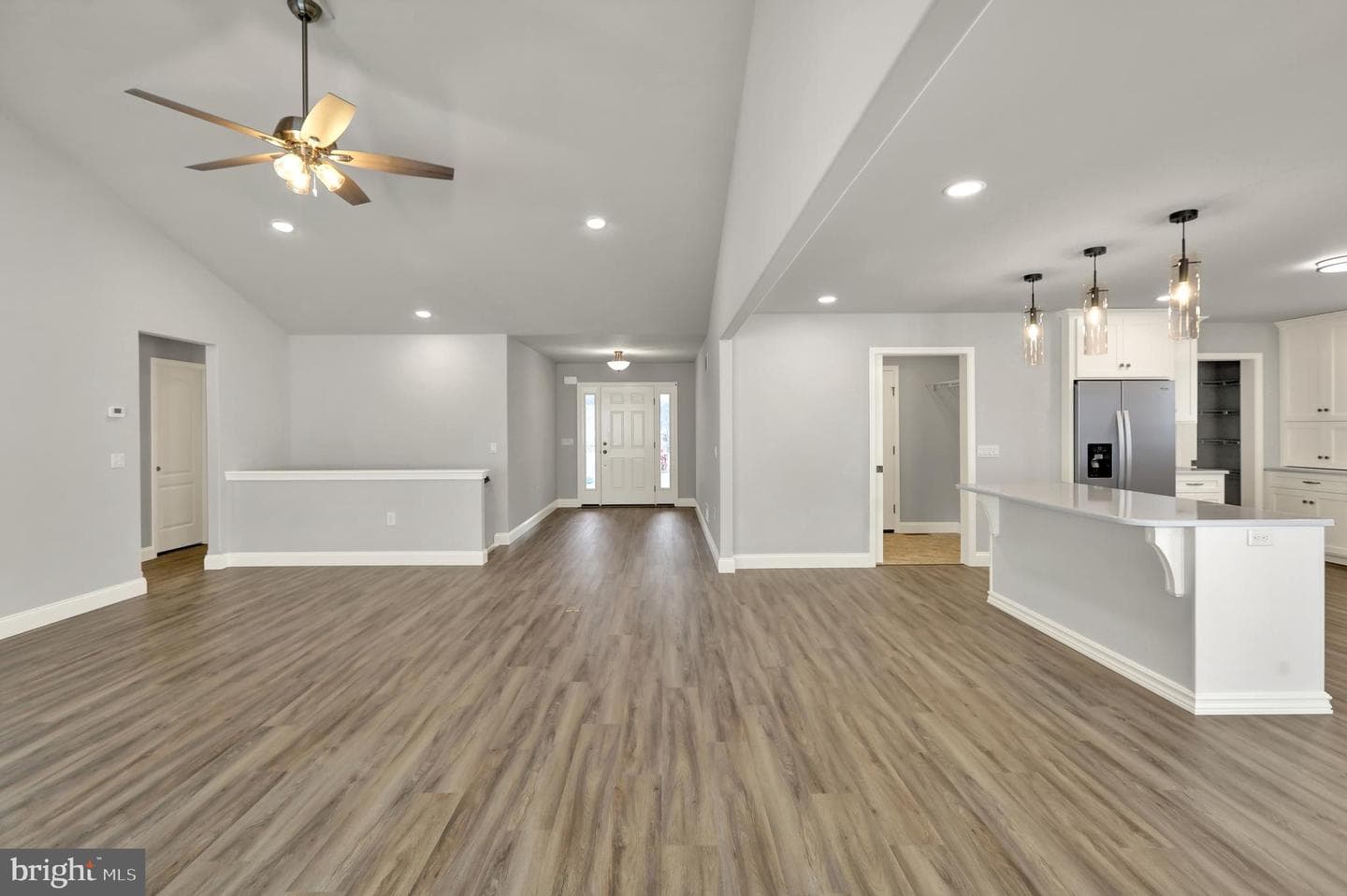 020 Rolling Meadow Road photo 6