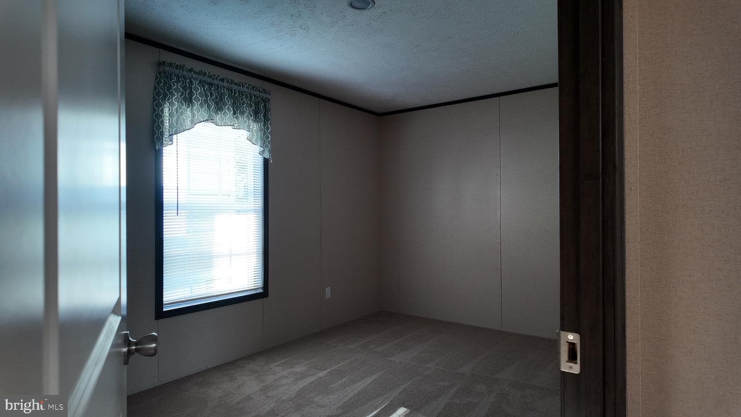 2114 Scull Street photo 7