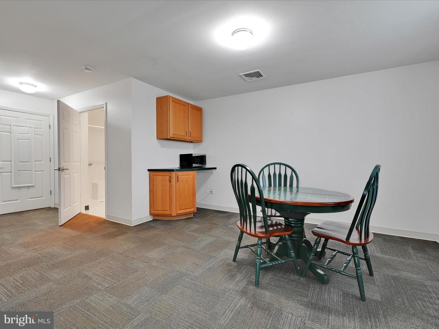 200 Kauffman Road photo 42