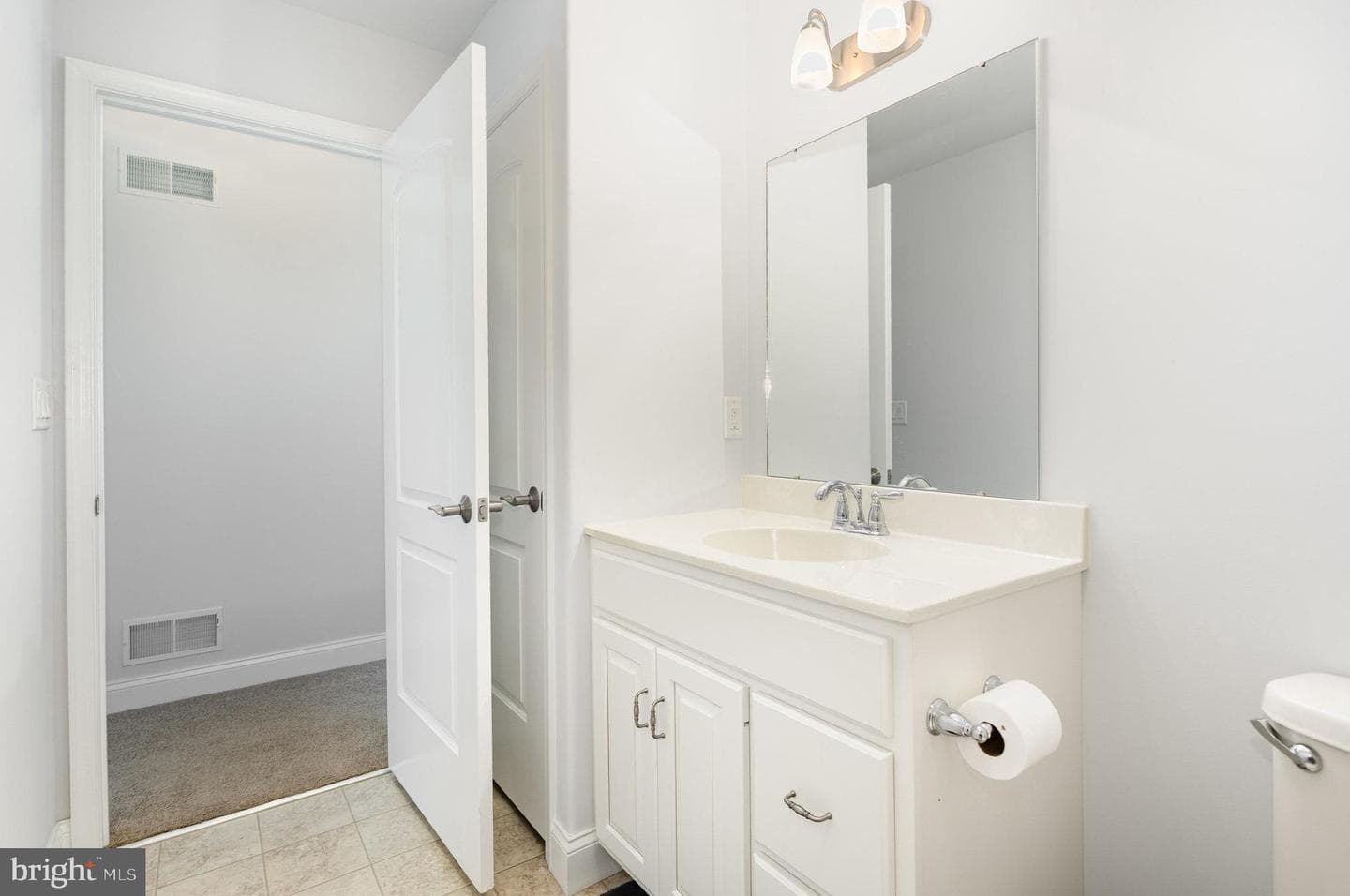 1007 Great Hall Drive photo 26