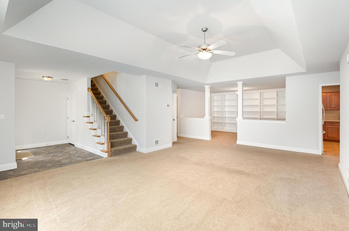 1007 Great Hall Drive photo 6
