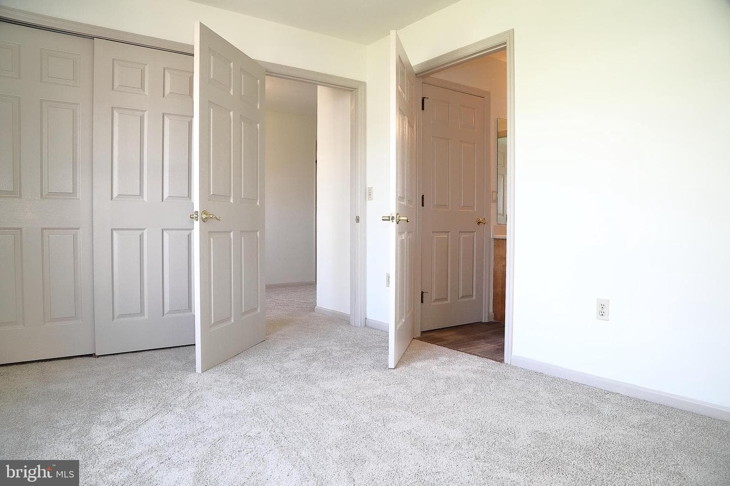 597 Blueberry Lane photo 24