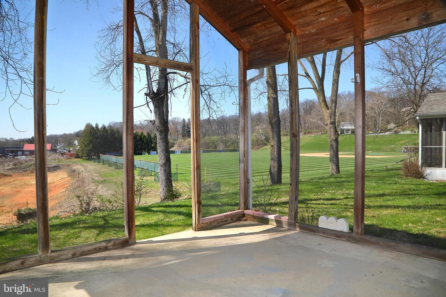 597 Blueberry Lane photo 4