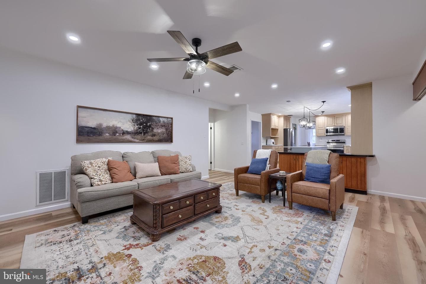 701 Colony Drive photo 25
