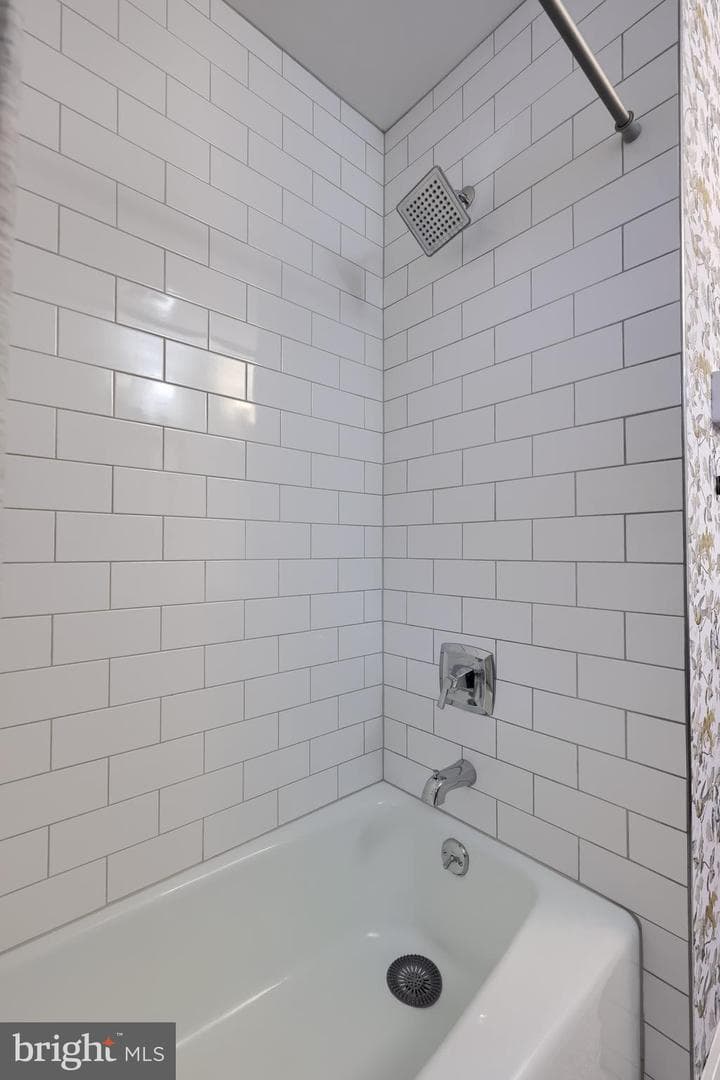 701 Colony Drive photo 41
