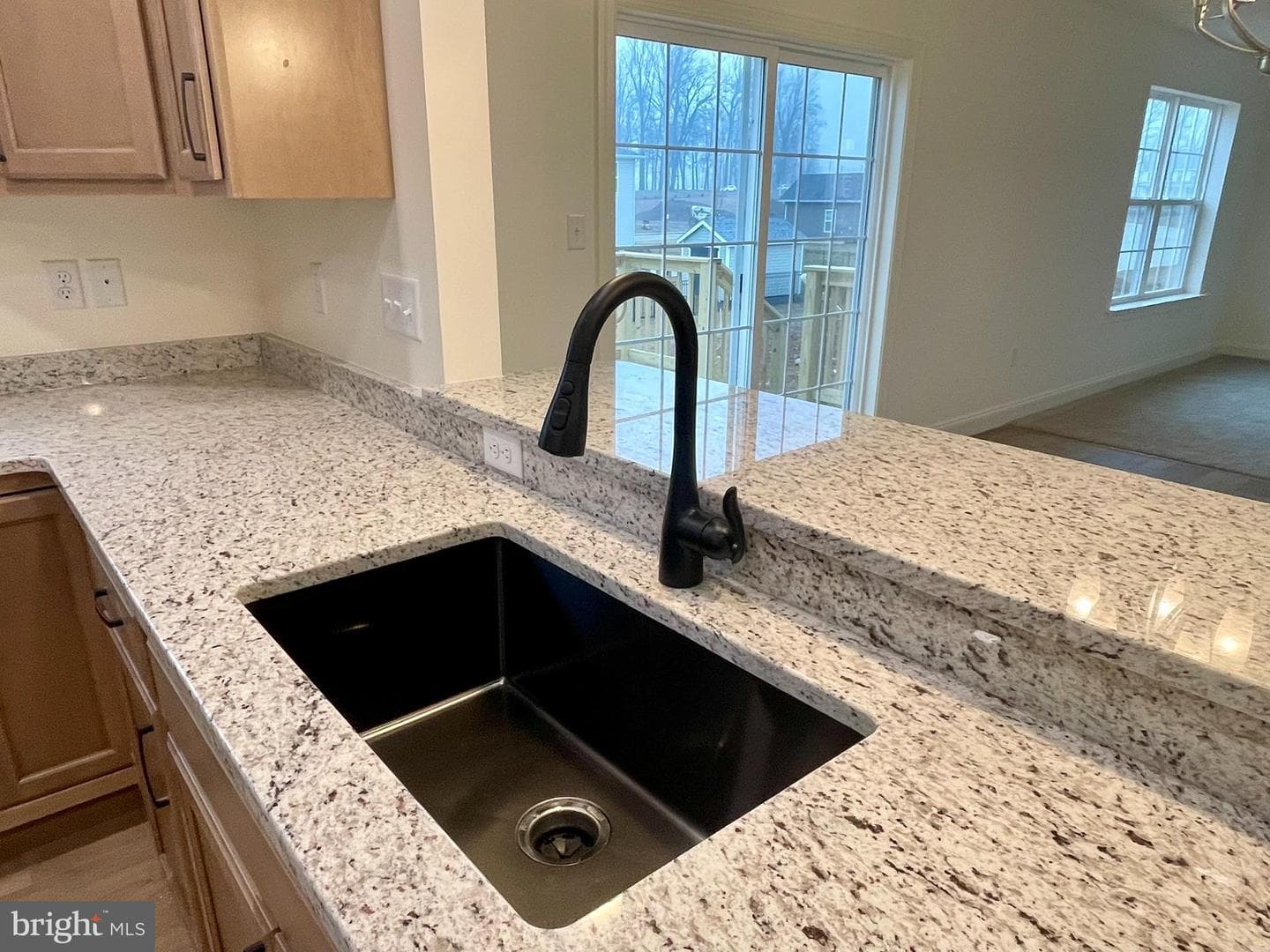 305 Jasmine Drive photo 11