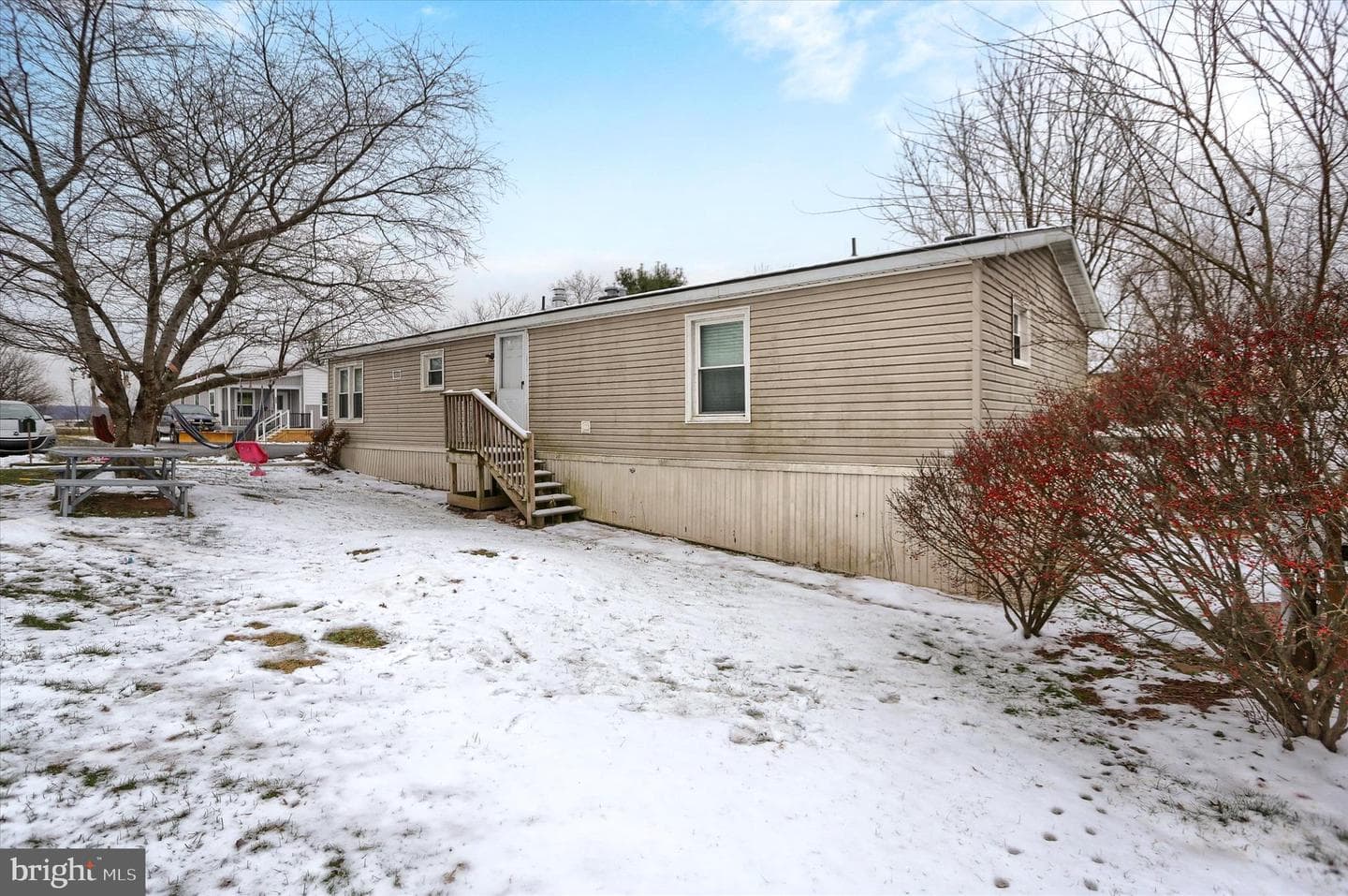 24 Reo Dr photo 45