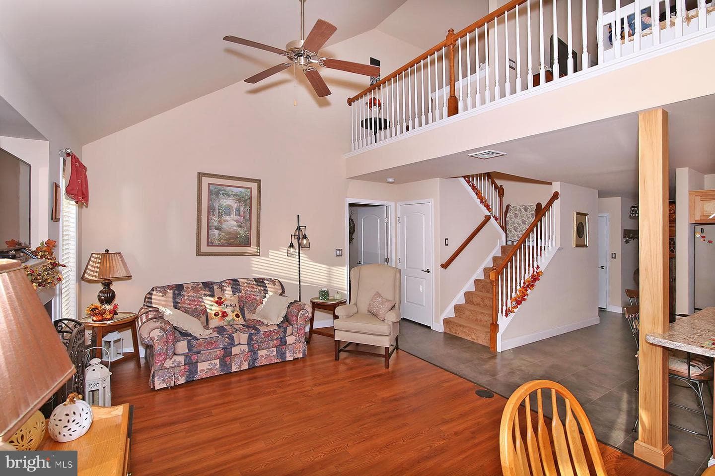1122 Alden Way photo 11