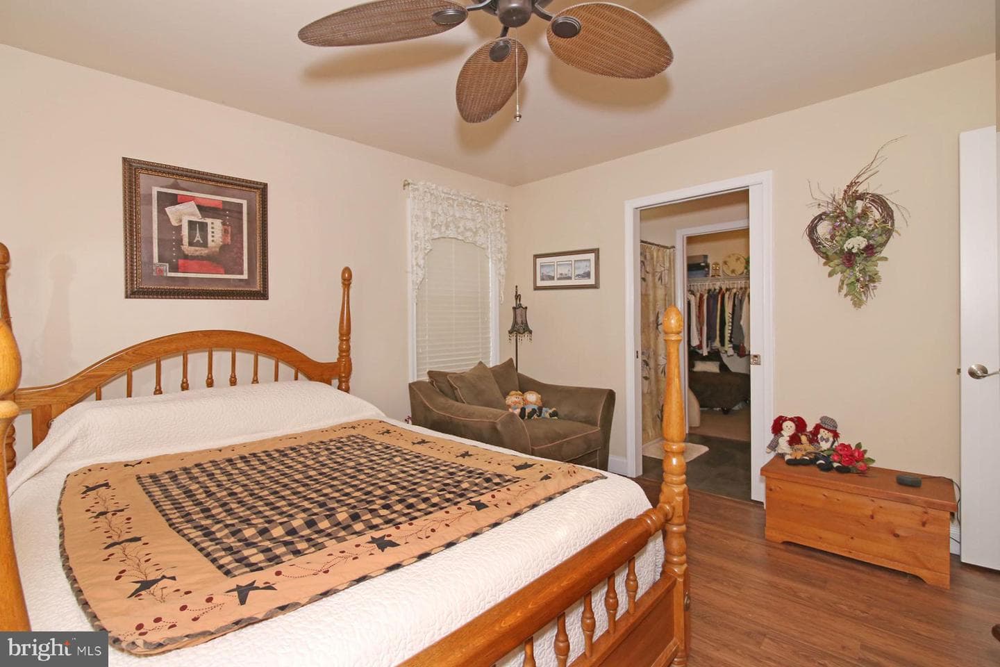 1122 Alden Way photo 21