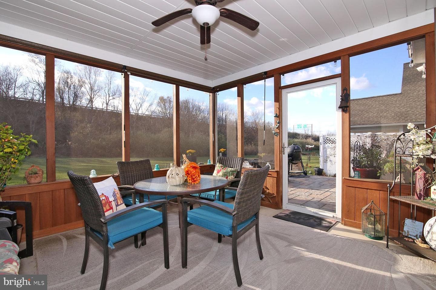 1122 Alden Way photo 30