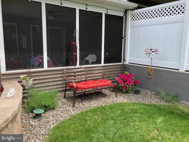 1122 Alden Way photo 32