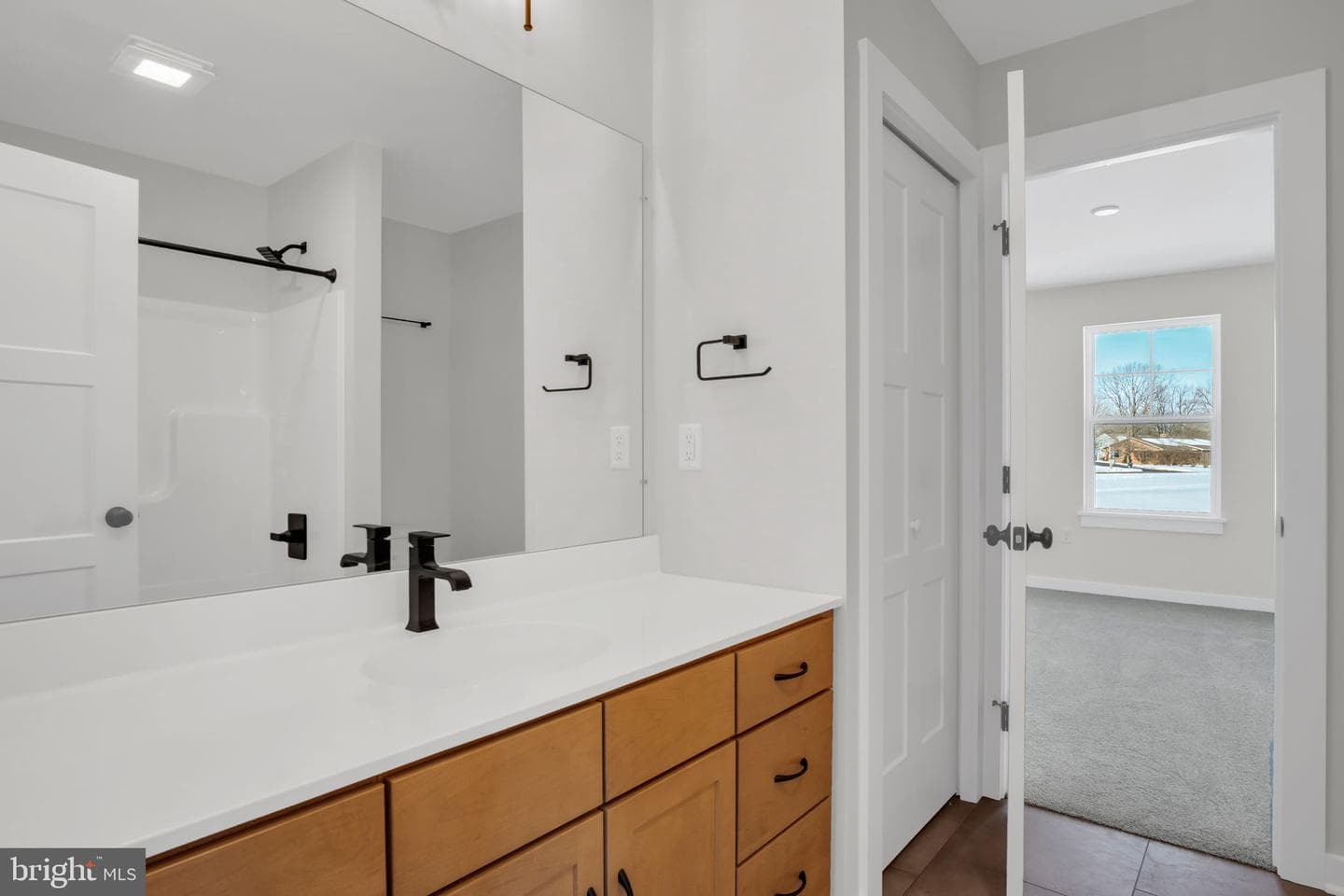 139 Alexandria Drive photo 11