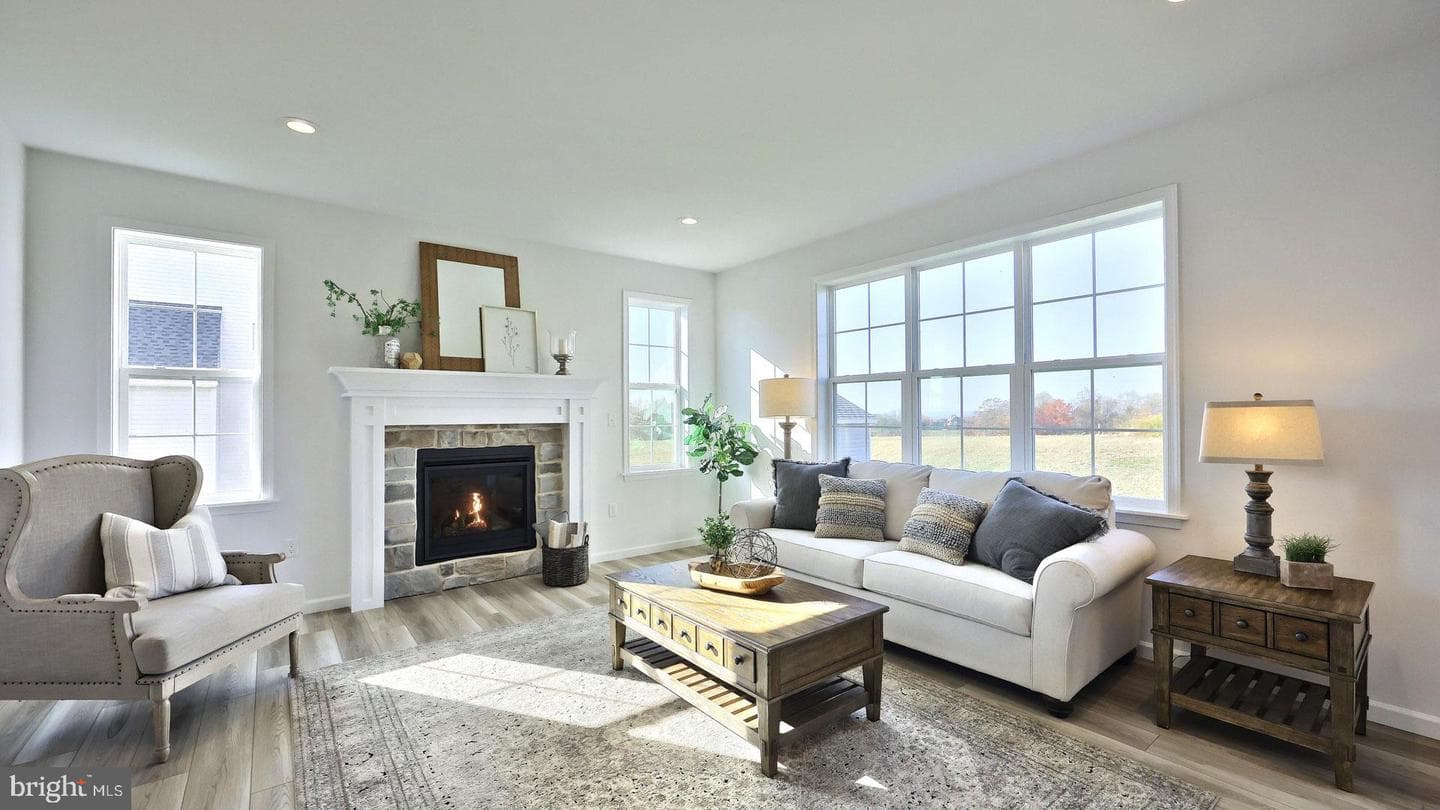 157 Copper Ridge Drive photo 3