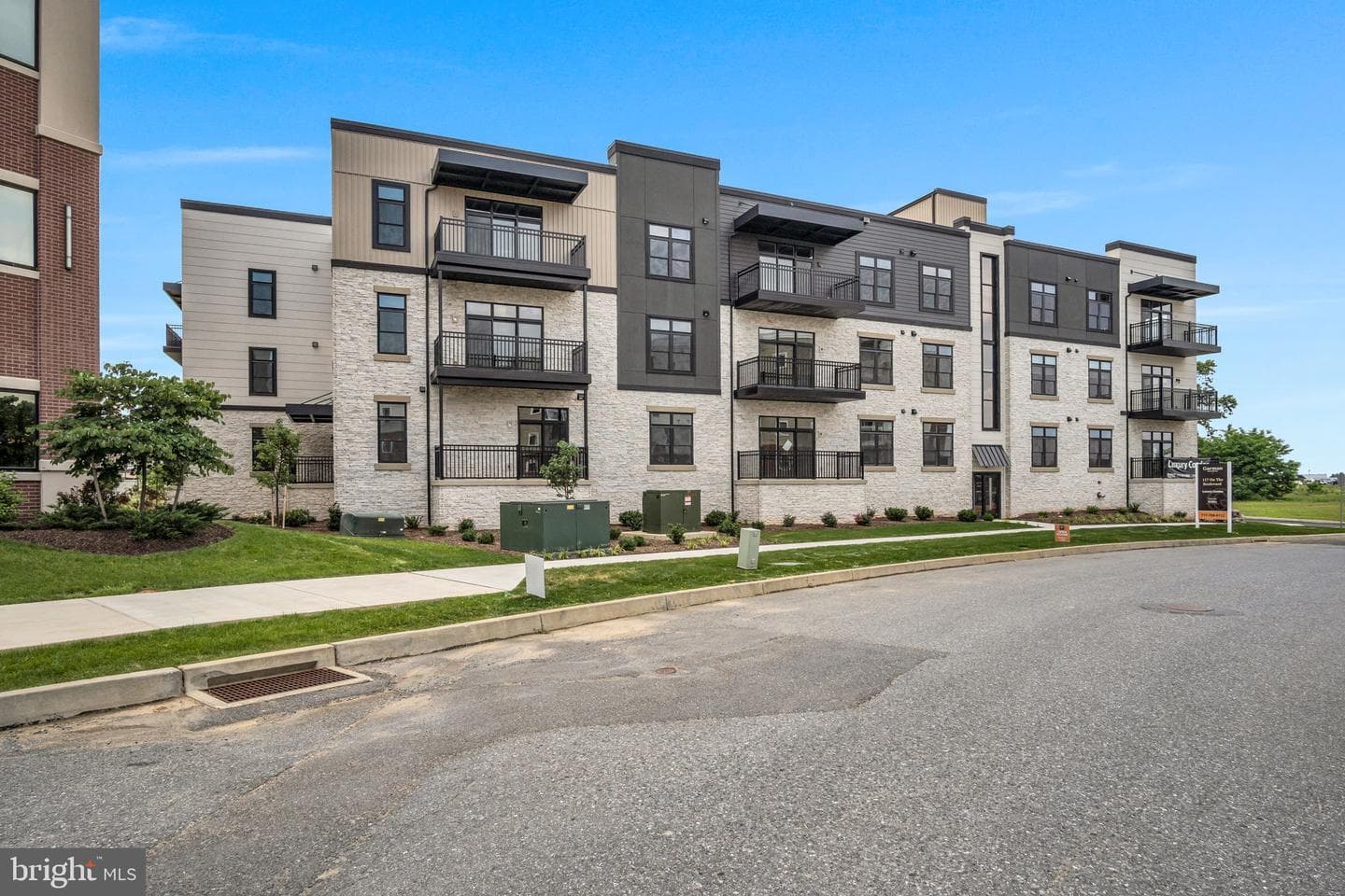 117 Blackford Boulevard #102 photo 32