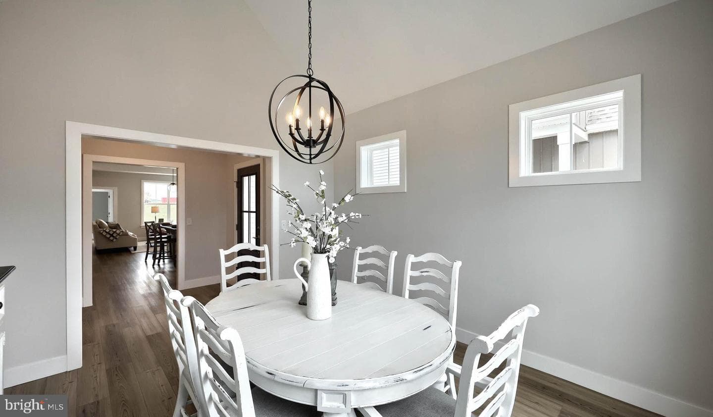 529 Stone Gate Boulevard photo 12