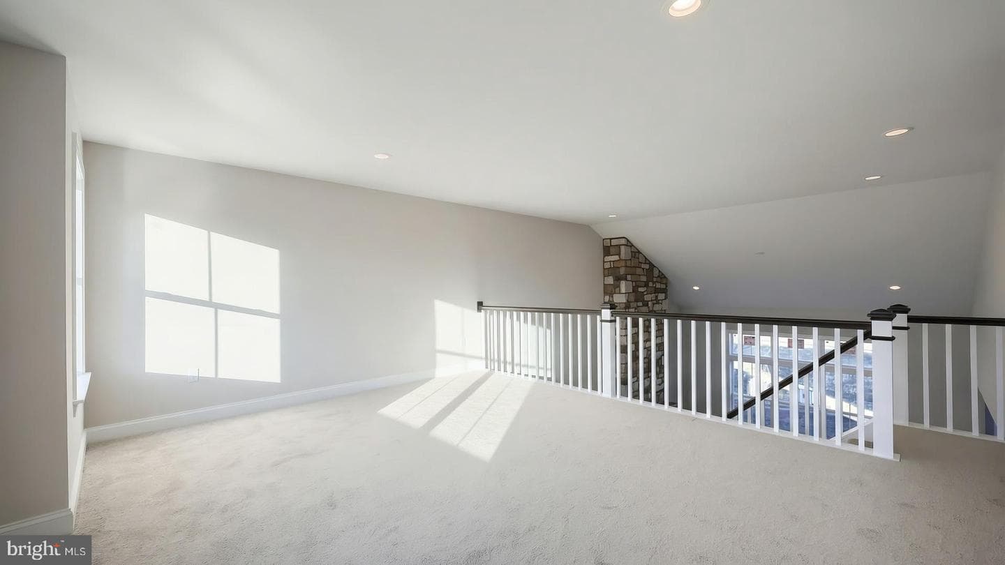 122 Alexandria Drive photo 31