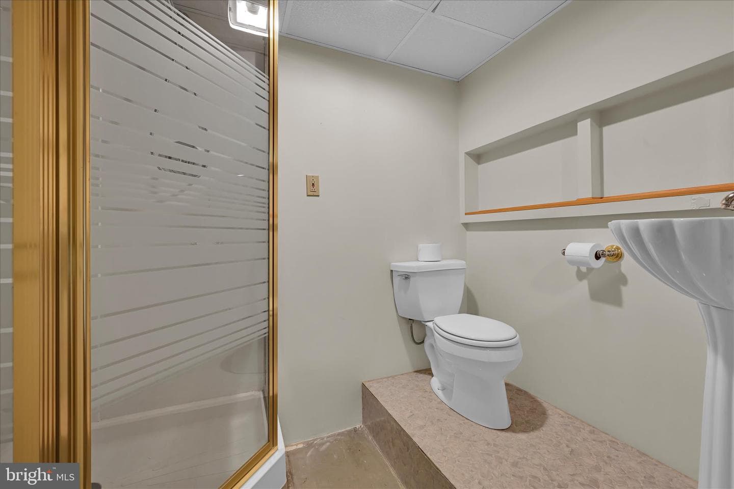 629 Pajabon Drive photo 32