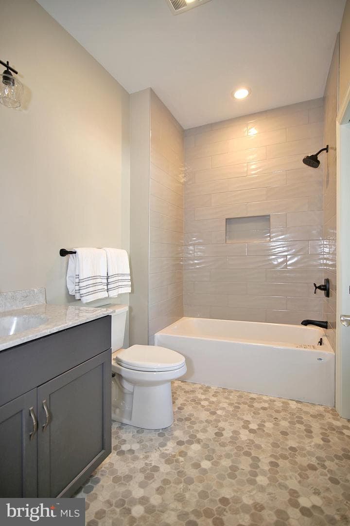 108 Allwein Drive photo 22