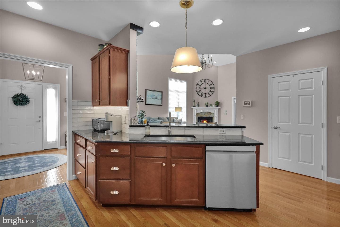 901 Lantern Drive photo 16