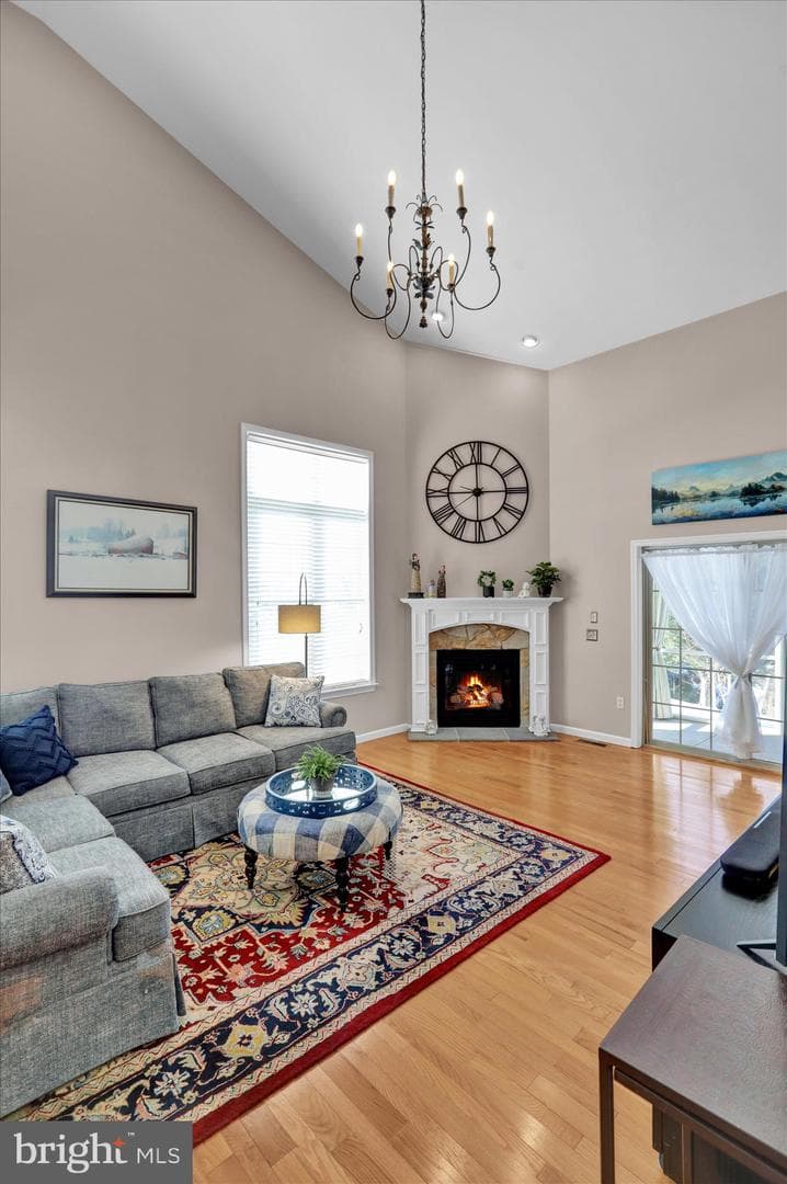 901 Lantern Drive photo 8