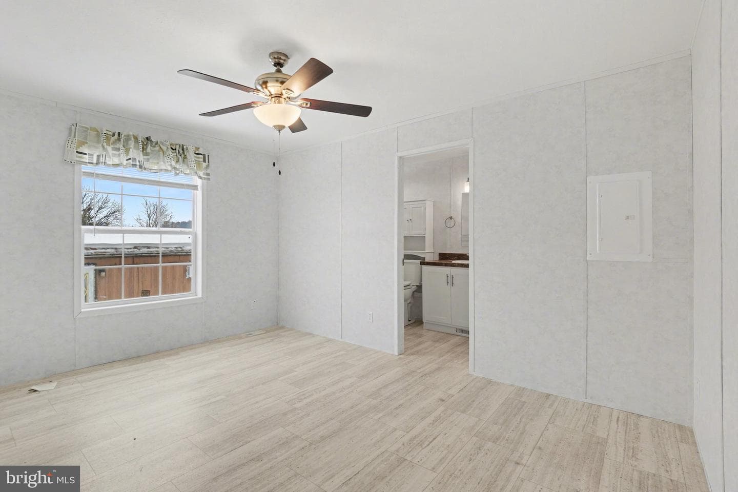 7 Lebanon Valley Court photo 9
