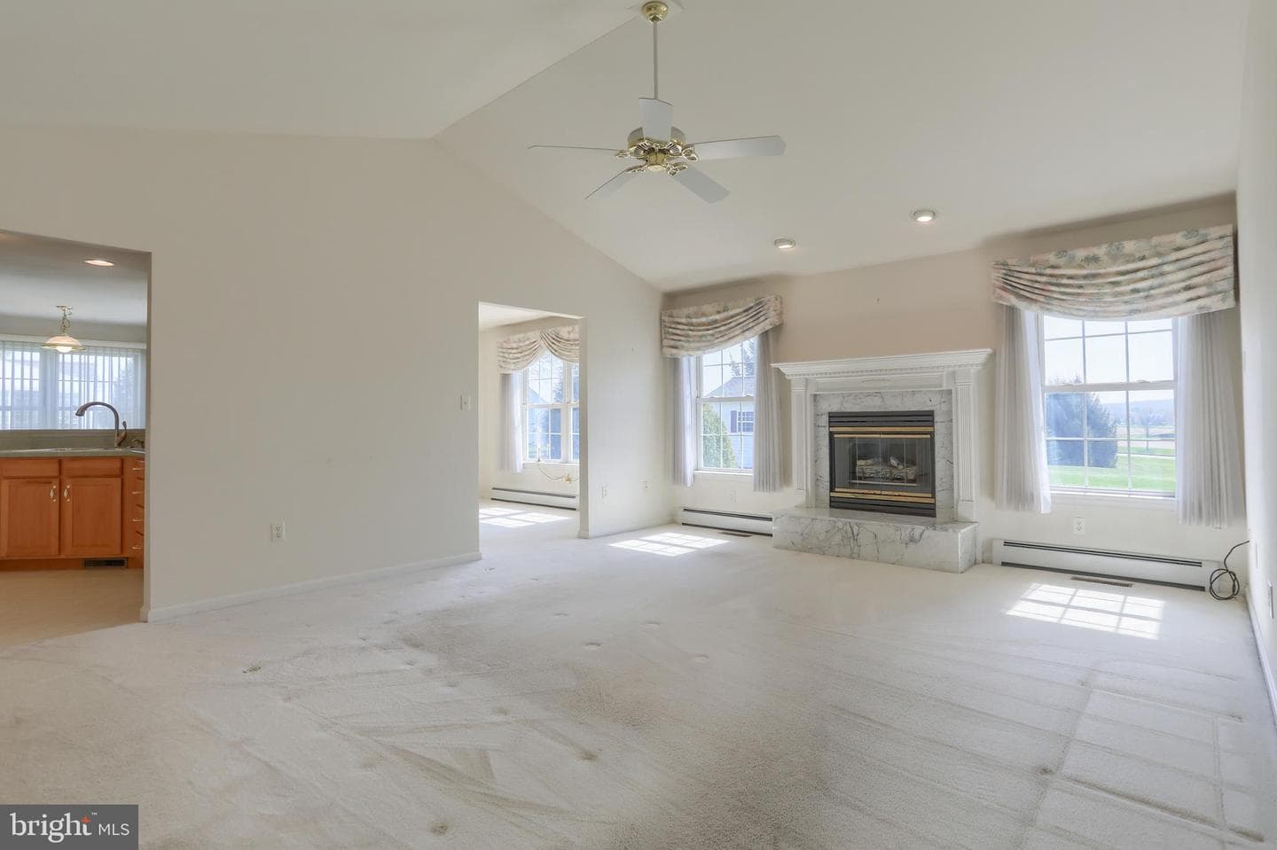 75 Oatfield Ln photo 23