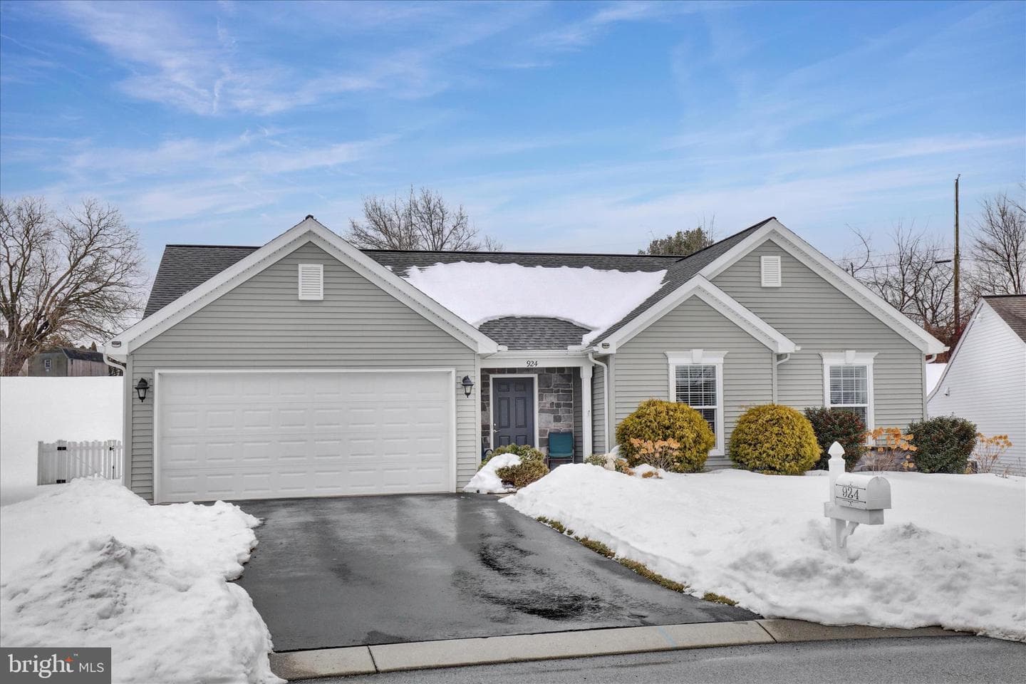 924 Sweetbay Ln photo 32