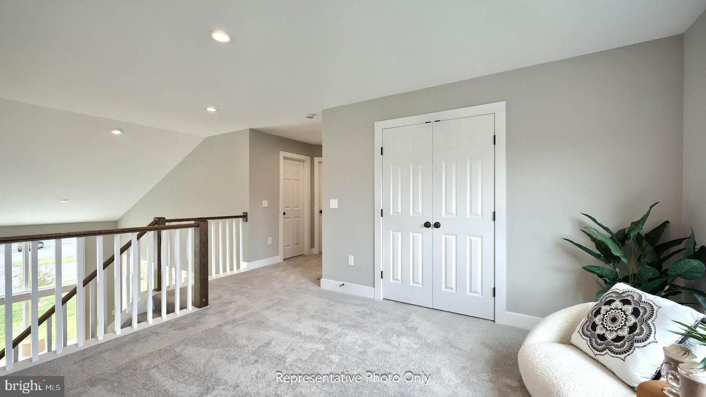 600 Sunset Boulevard photo 25