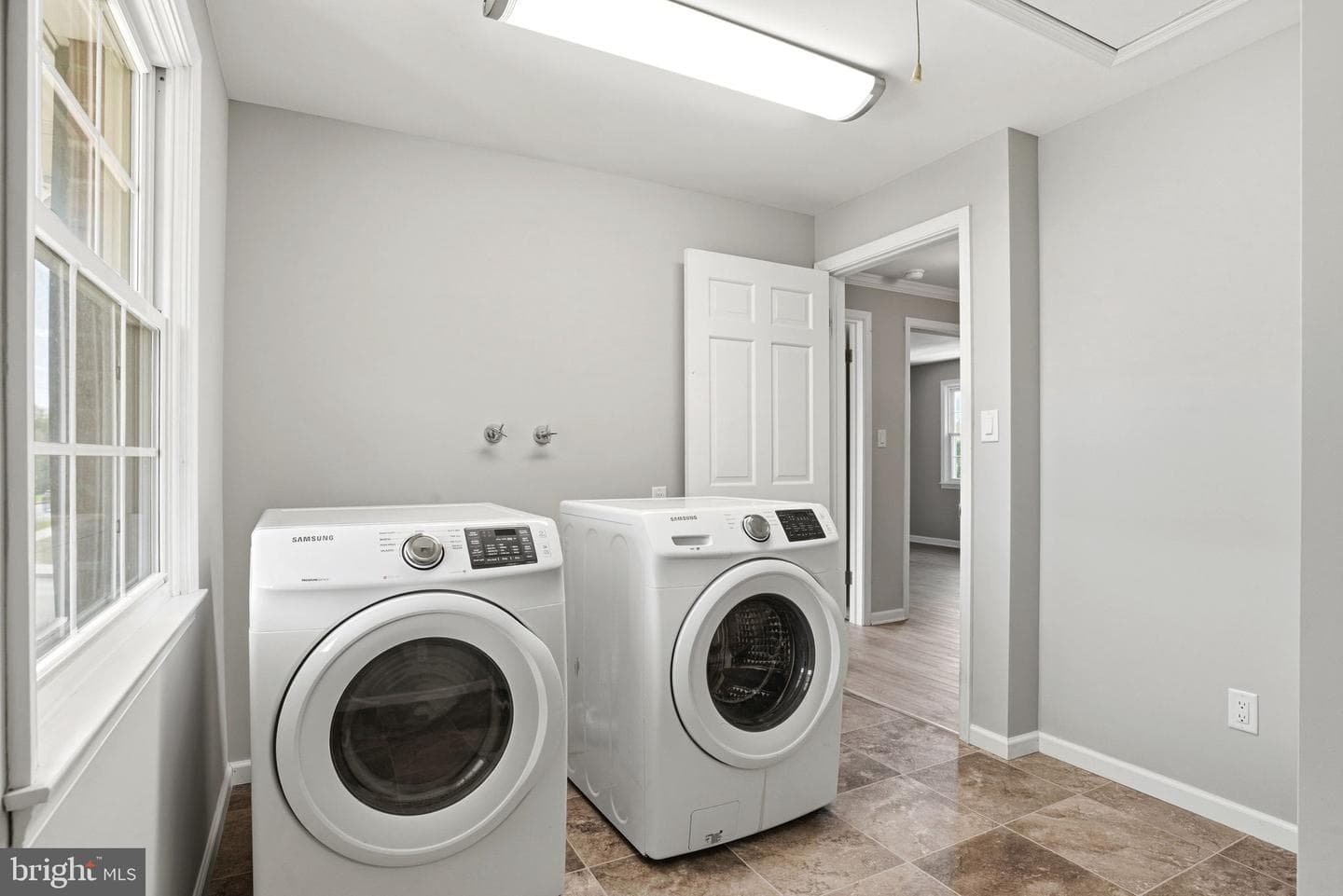 1003 E Cherry Street photo 22