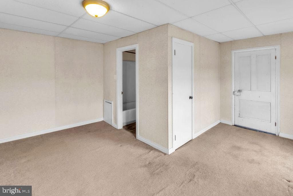 302 W Main Street photo 23