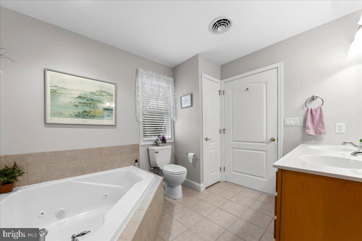1011 Percy Lane photo 23