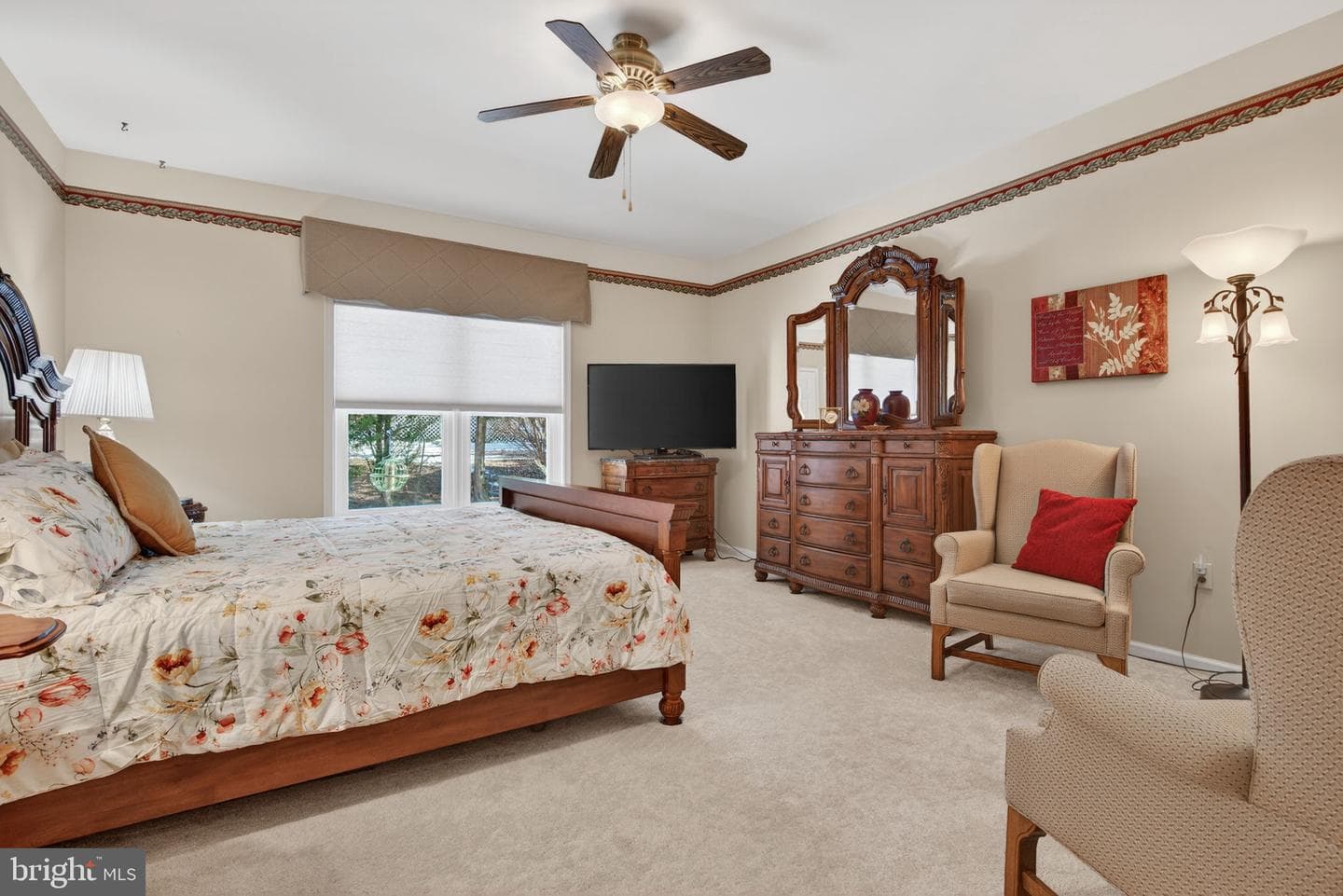 24 Hickory Street photo 14
